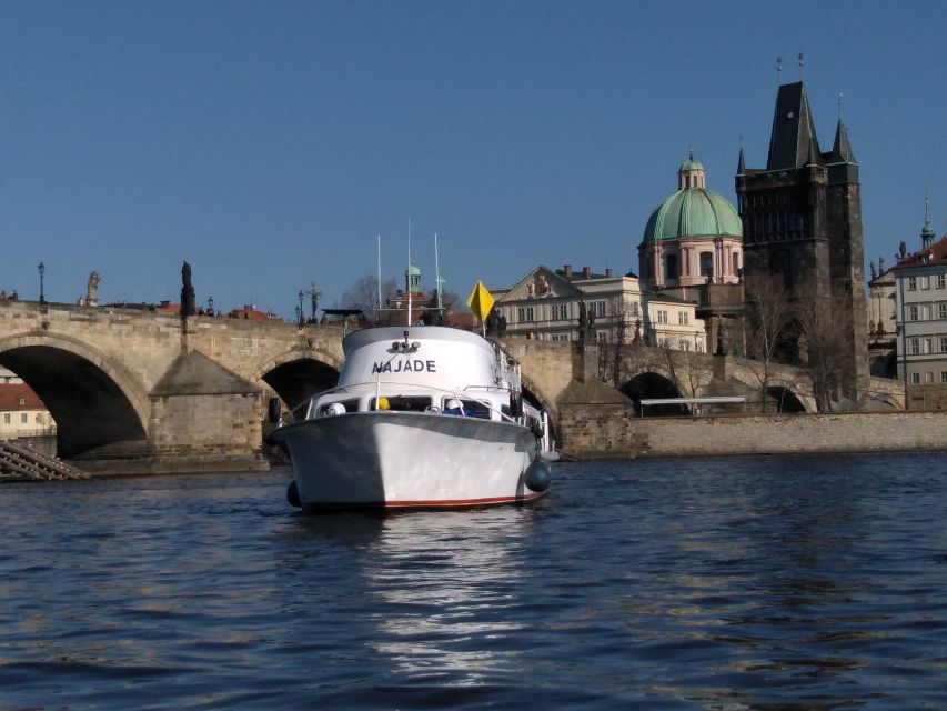 Prague: Vltava River Private Boat Party with Drinks - The National Theatre and Lesser Town riverbank
