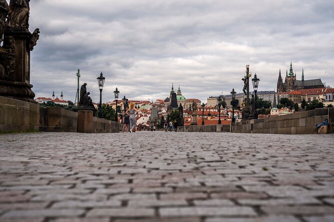 Prague Walking Tour of Old Town, Charles Bridge and Prague Castle - Pace, group size, and hearing the guide