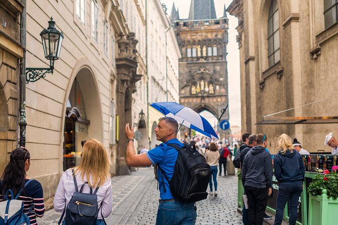 Prague Walking Tour with River Boat Cruise and Lunch - 6 hours - A smart first morning in Prague