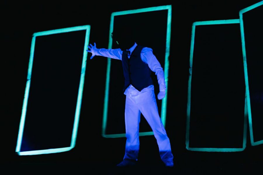 Prague: WOW Show Black Light Theater - The first scenes: color, movement, and visual surprise