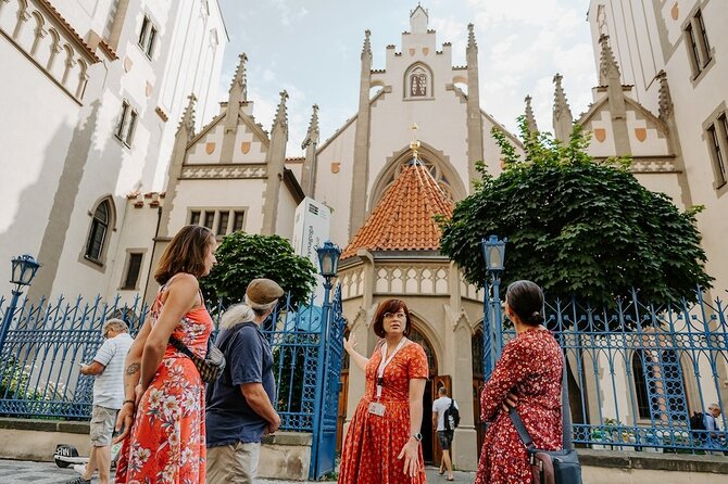 PRIVATE: 3h Stories of Prague Jewish Quarter Tour, drink included - Maisel Synagogue begins the story