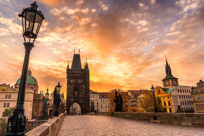 Private 4-hour City Tour of Prague with driver & official guide w/ Hotel pick up - A quick way to see Prague’s big sights