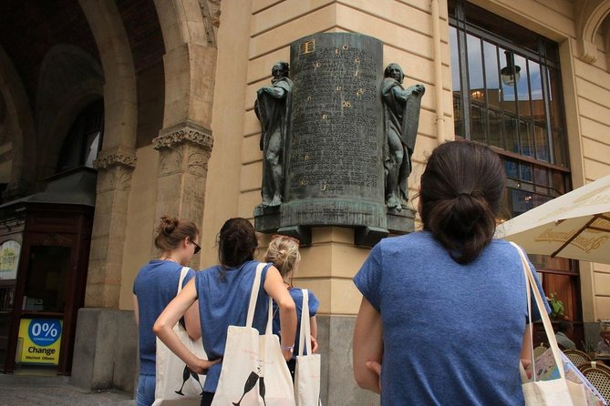 Private city discovery tour - A Historical Treasure Hunt - Price, timing, and practical value