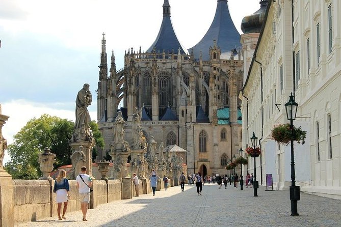 Private Day trip from Prague to Kutná Hora - The drive from Prague in a private Mercedes