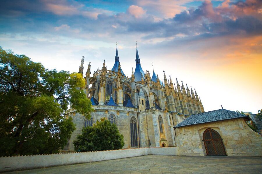 Private Guided Tour from Prague to UNESCO Kutna Hora - Should you book it?