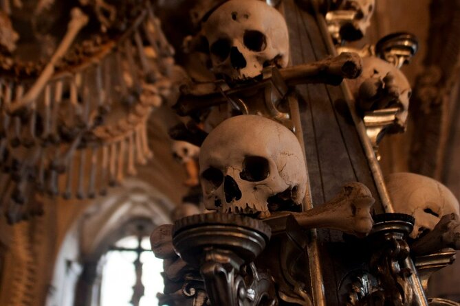 Private Half Day Trip from Prague to Bone Church - The one-hour drive from Prague