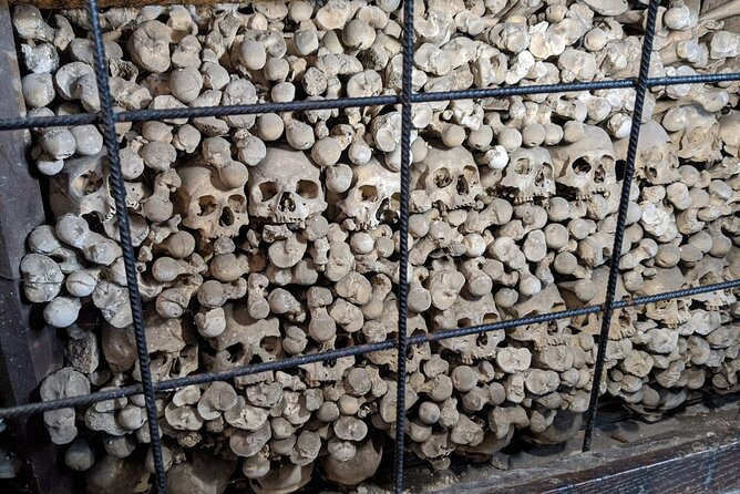 Private Half Day Trip from Prague to Bone Church - St. Barbara’s Cathedral in 30 minutes