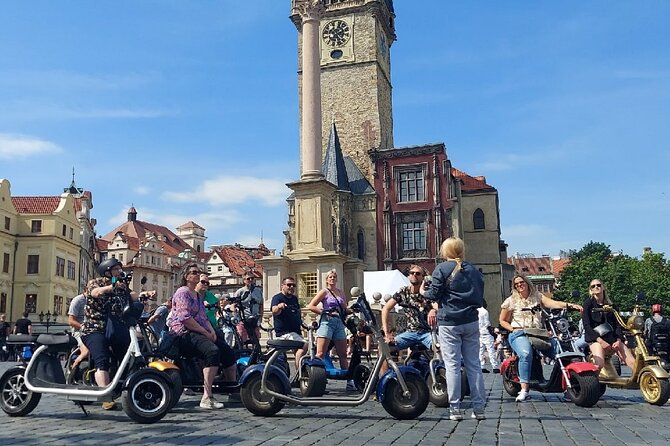 Private live-guided E-Scooter TOURS around Prague - The royal hill: Hradčany, Prague Castle, and St. Vitus