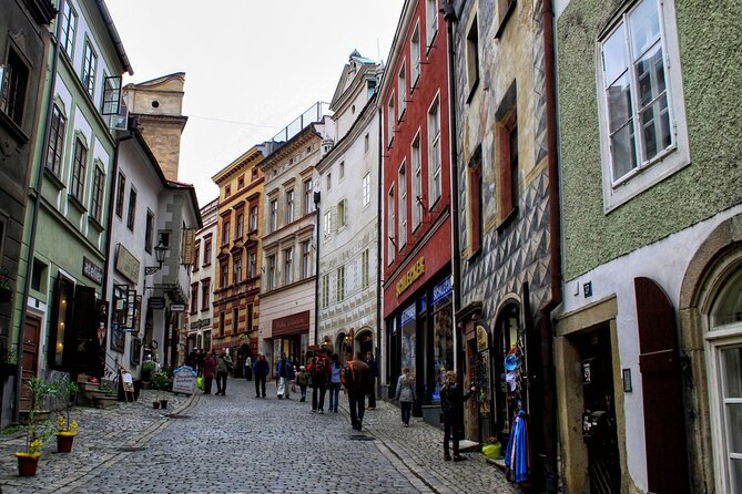 Private one way transfer from Cesky Krumlov to Vienna - What is included in the fare