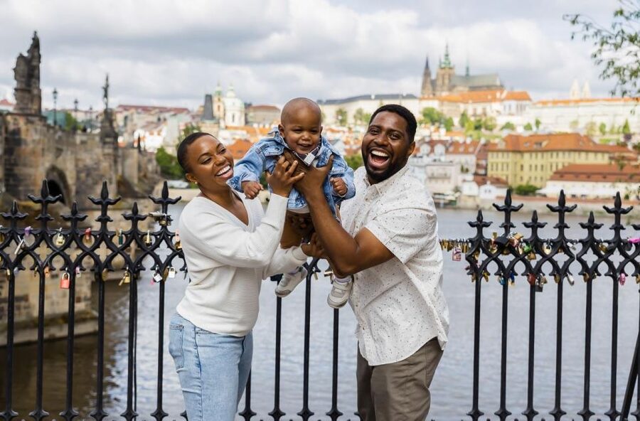 Private photoshoot in Prague - Old Town Photo Stops and City Stories