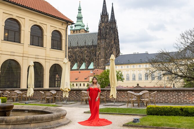 Private Photoshoot Tour in Prague - Charles Bridge: the classic Prague picture