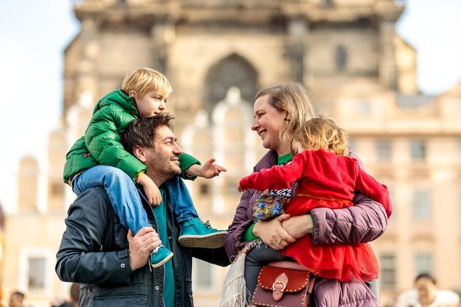 Private Prague Sunrise Photoshoot + Walking Tour - The early start, clothing, and practical comfort