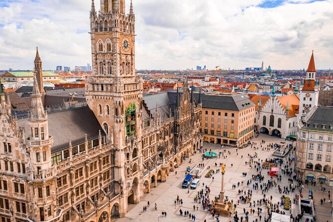 Private Scenic Transfer from Prague to Munich with 4h of Sightseeing - The driver is helpful, but this is not a guided tour