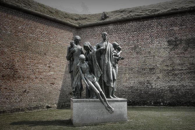 Private Terezin Nazi camp tour from Prague All-Inclusive - How much time do you really need?
