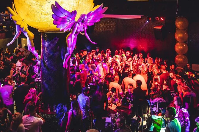 PUB CRAWL IN PRAGUE | Admission Ticket - Starting on Karlova with open bar time