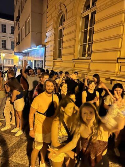 Pub Crawl with Shots and Night Club I Prague