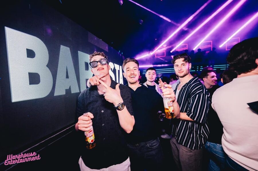 Pub Crawl with Shots and Night Club I Prague - How the $18 price works in real terms