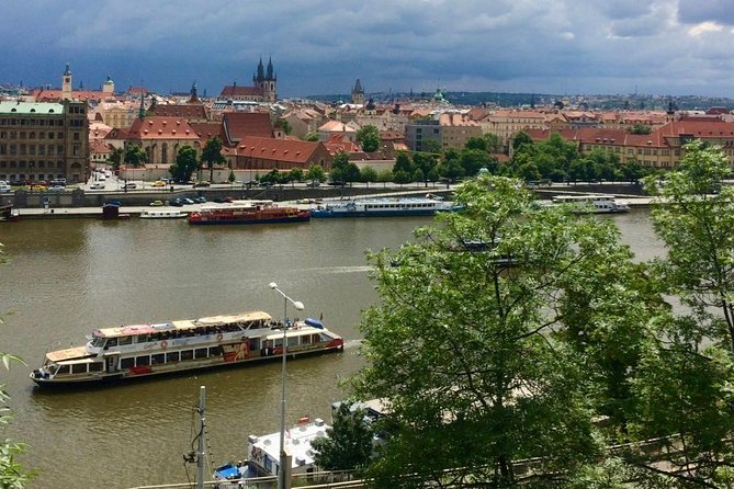 Radtour durch Prag auf Deutsch - Josefov and Republic Square finish the city circuit