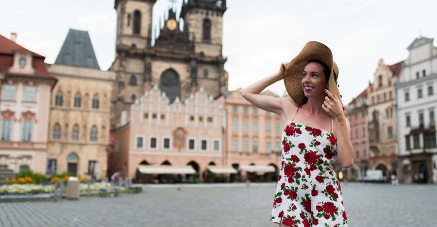 Romantic Photoshoot Experience for Couples in Prague - Edited photos within 48 hours