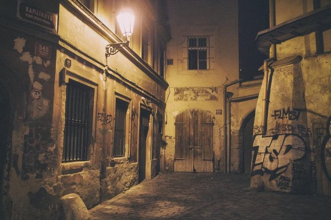 Scary Prague Walking Tour - Prague’s darker side begins in Old Town