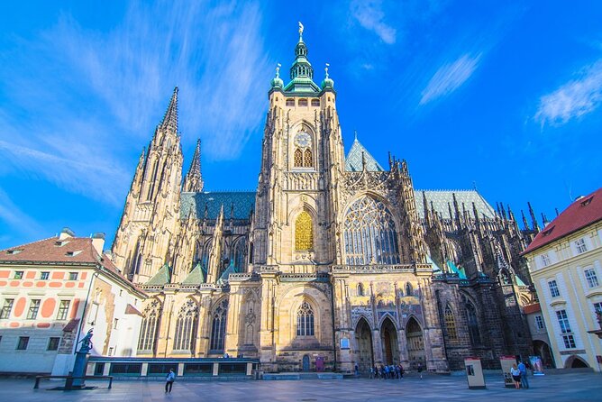 Self-Guided Audio Tour - Prague Castle District - Golden Lane, alchemists, and a small final street