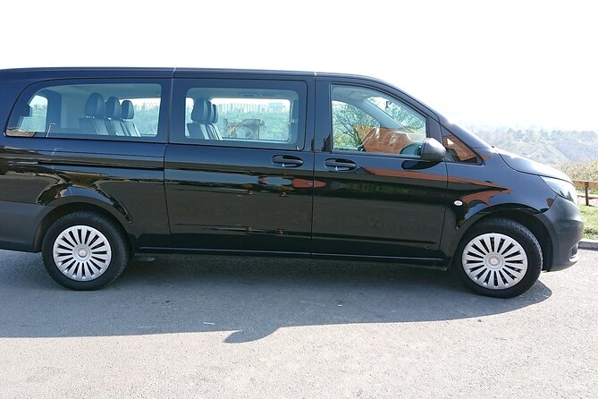 Shared Arrival Transfer: Prague Airport to Hotels - Key points before you book