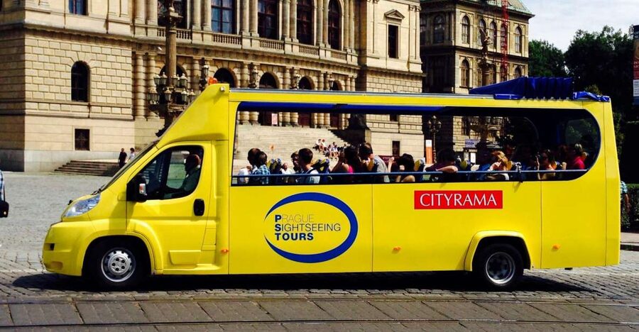 Short city tour by bus - 1 hour - The value of $17 in Prague