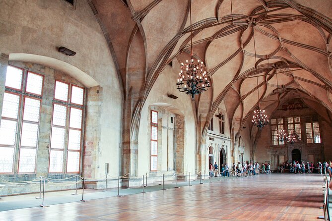 Skip the line: Prague Castle Interiors Tour with Local Guide - Pace, group size, and what to expect