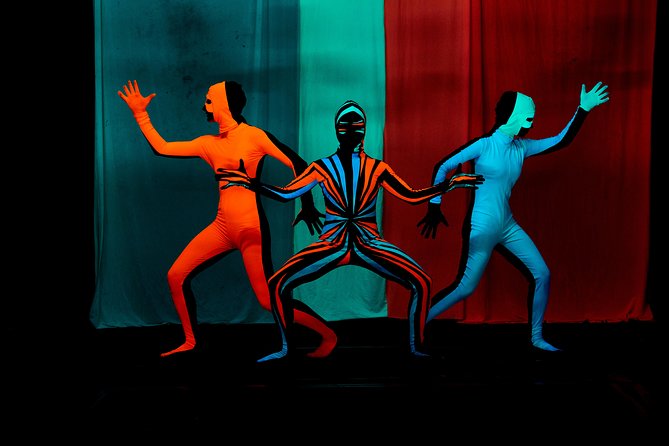 Skip the Line: WOW Show Black Light Theater in Prague Ticket - Timing, seating, and the skip-the-line question