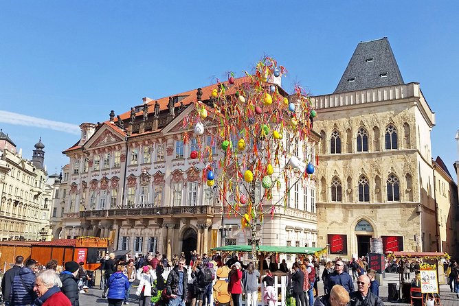 Small Group Prague Old Town and Jewish Quarter Walking Tour - Havelska Market and the chimney cake question