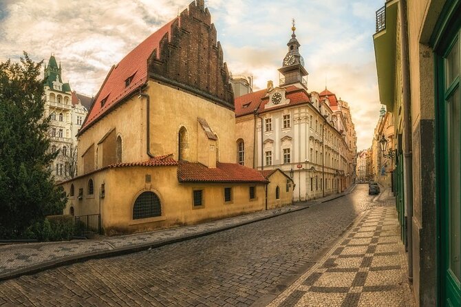 Small-Group Tour through the History of Jewish Prague - Spanish Synagogue and Prague’s later Jewish story
