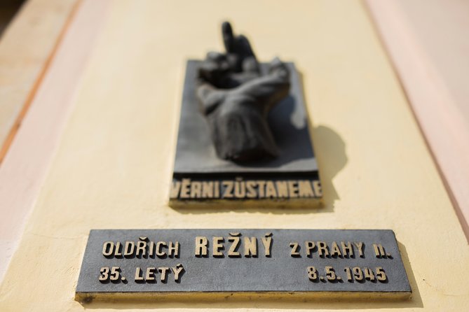 Small-Group World War 2 & Operation Anthropoid Tour in Prague - From the Treaty of Versailles to the Munich Agreement