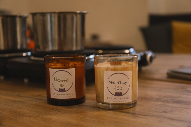 Soy Candles Workshop in Prague - Choosing your vessel, scent, and decorations