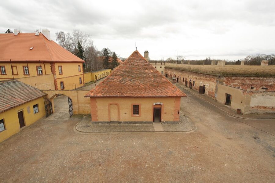 Terezin Memorial: Entry Ticket Combo w. Guided Walking Tour - The Ghetto Museum and the children’s drawings