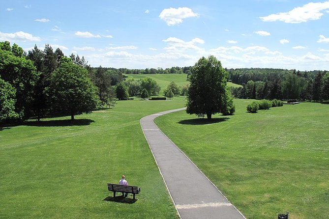 The only full Anthropoid tour with a visit to curve and Lidice, by private car - Why the full route matters