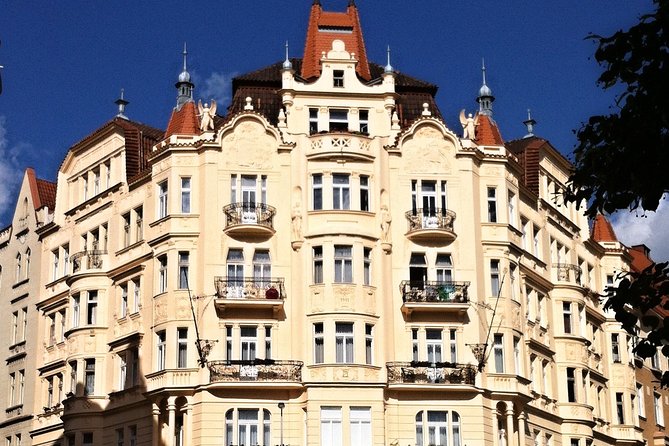 The Ultimate Prague History Tour - Museum Kampa and the art of modern Prague