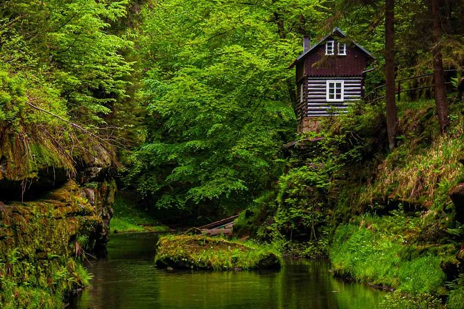 Top Full-Day Adventure: Bohemian & Saxon Switzerland from Prague - The people and the pace