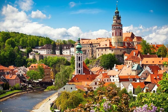 Walking private guided tour in Cesky Krumlov with local certified guide - Key points at a glance