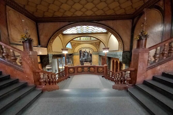 Walking Tour in Prague with Local Historian - Walking conditions and who should book