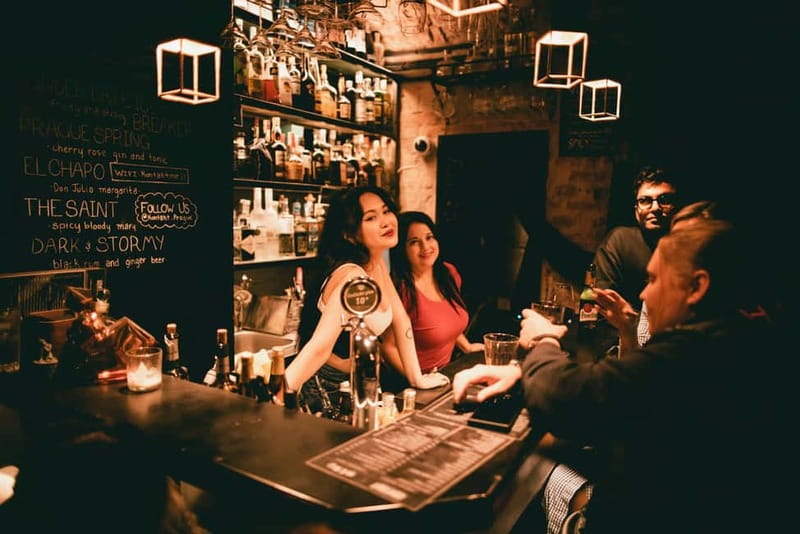 Wednesday Night Live Music with Cocktails - What the small room changes