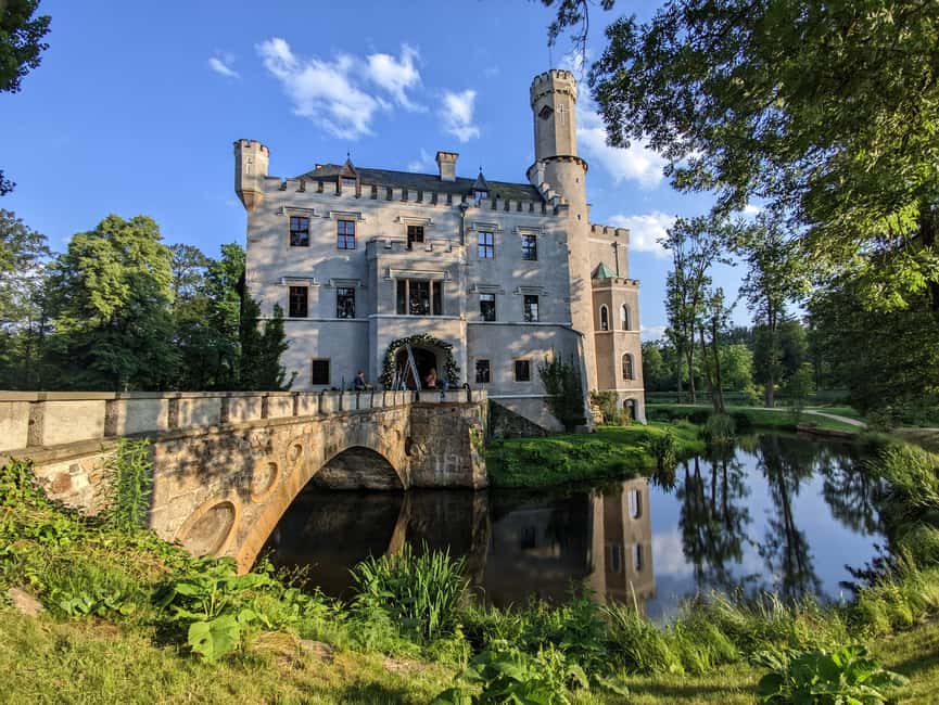Wroclaw to Prague: 2-in-1 (Private Transfer + Country Tour) - Key points to know before booking